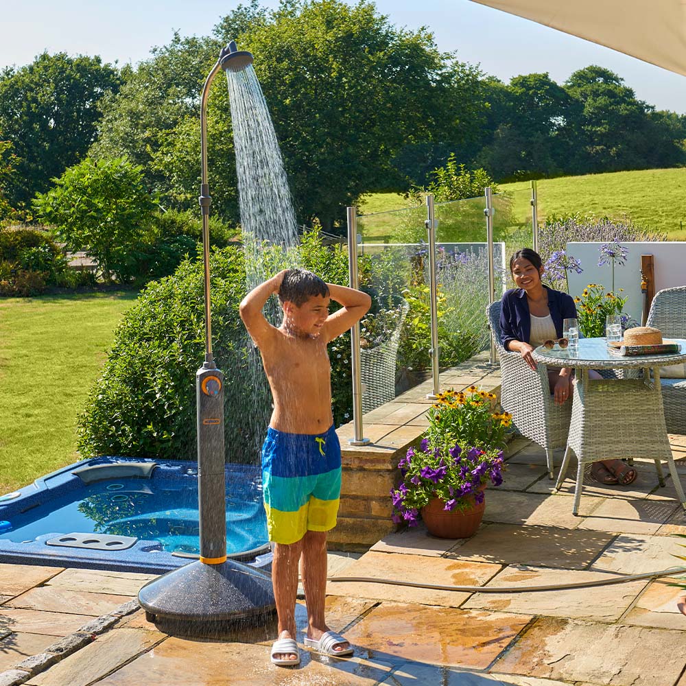 Ducha solar jardín HOZELOCK - Imagen 2